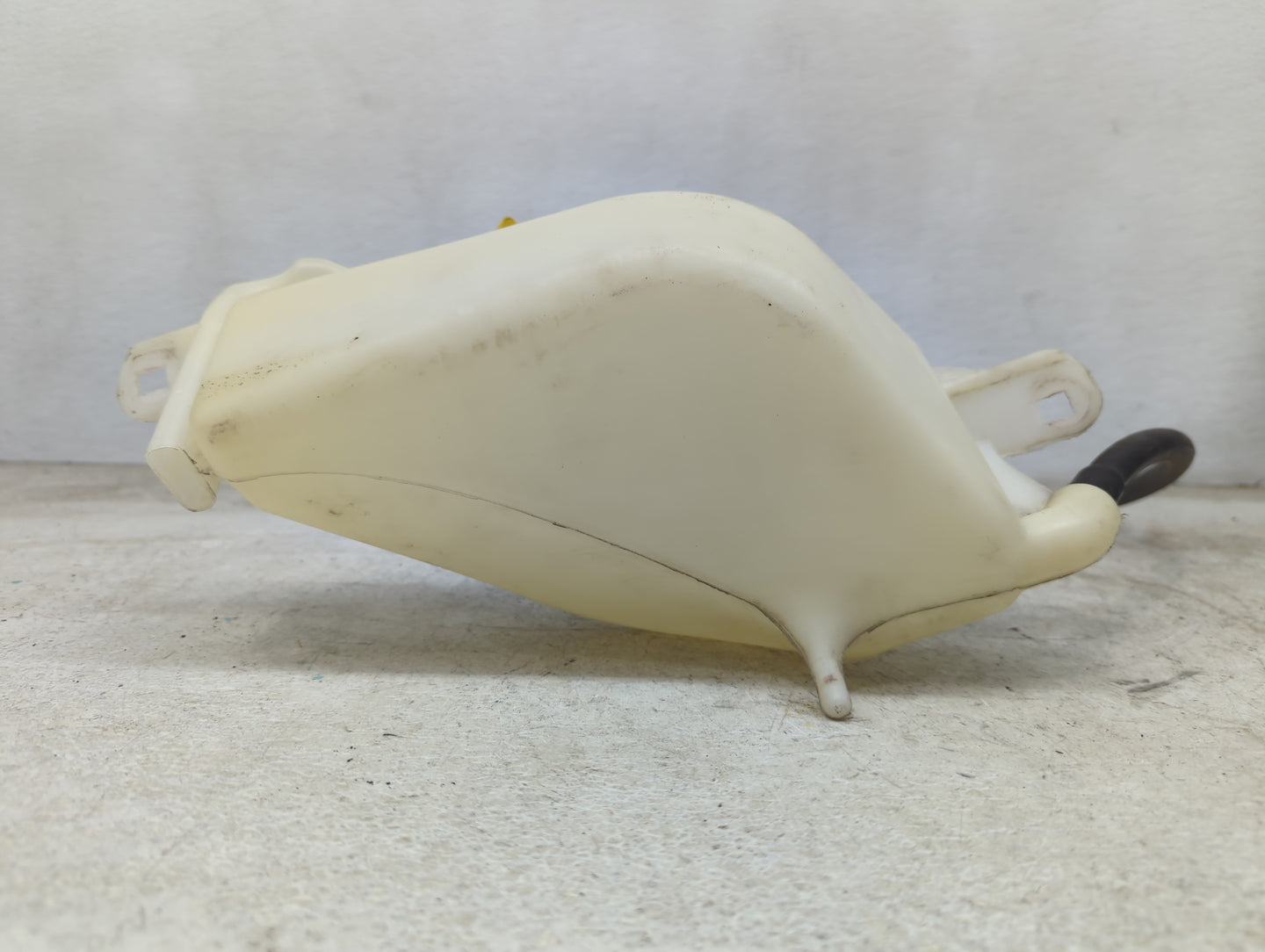2008 Dodge Avenger Radiator Coolant Overflow Expansion Tank Bottle - Oemusedautoparts1.com