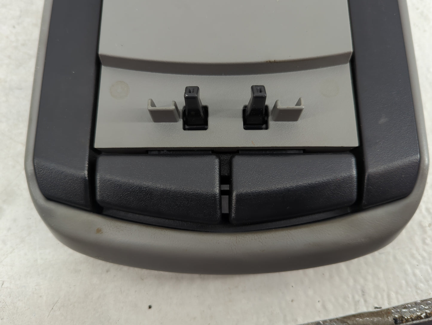 2008 Dodge Avenger Overhead Roof Console Gray - Oemusedautoparts1.com