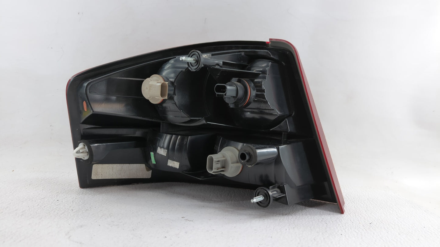 2008-2010 Dodge Avenger Tail Light Assembly Passenger Right OEM P/N:05303990AG E132707 Fits Fits 2008 2009 2010 OEM Used Aut