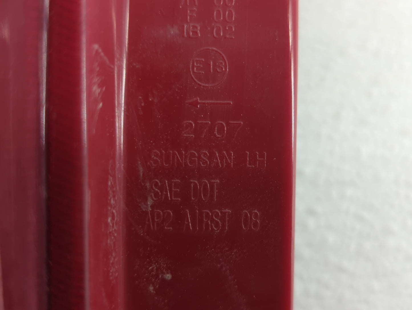 2008-2010 Dodge Avenger Tail Light Assembly Driver Left OEM P/N:05303990AE 05303990AG, E132707 Fits Fits 2008 2009 2010 OEM 