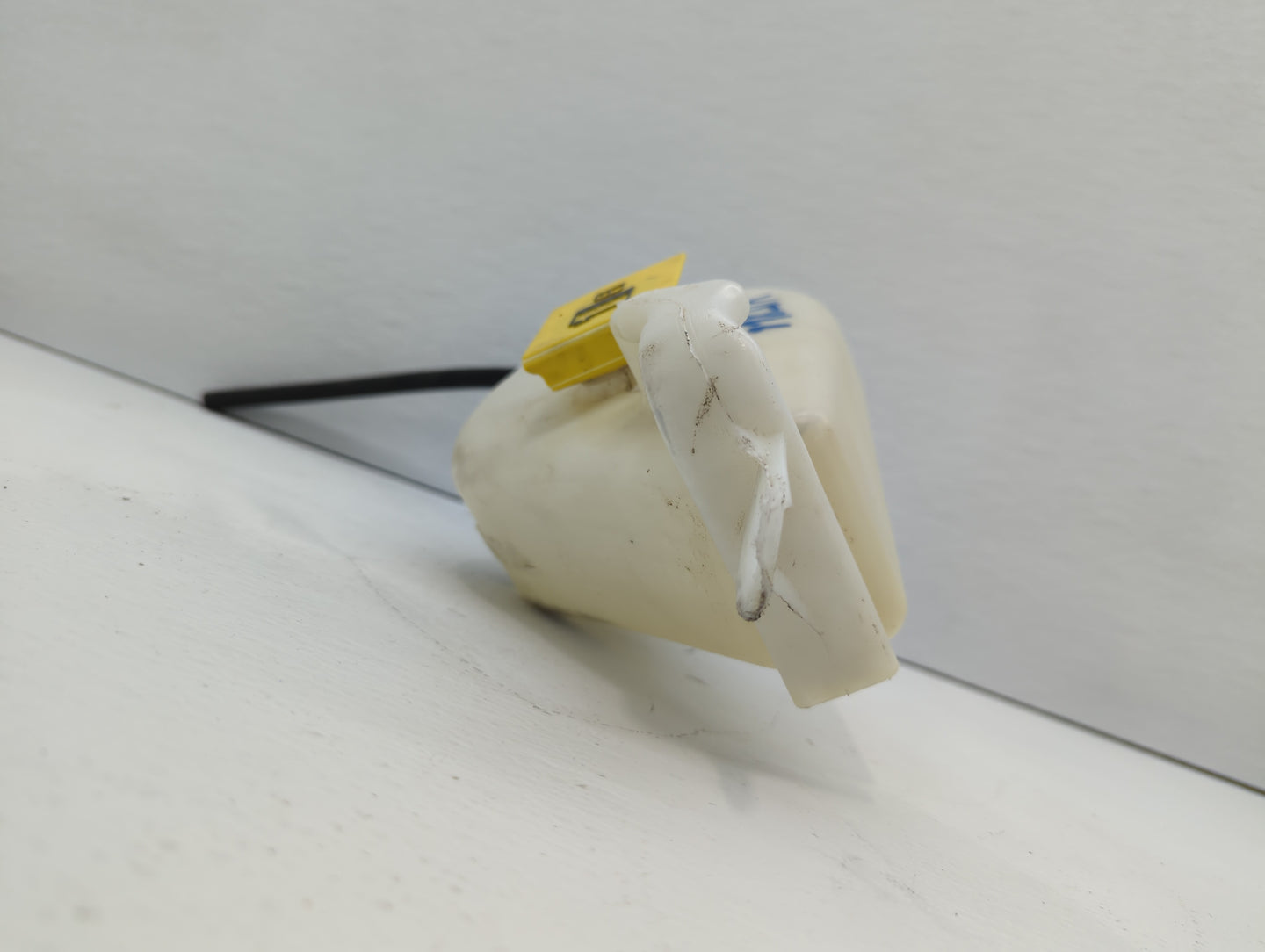 2008-2014 Dodge Avenger Radiator Coolant Overflow Expansion Tank Bottle 459876 - Oemusedautoparts1.com