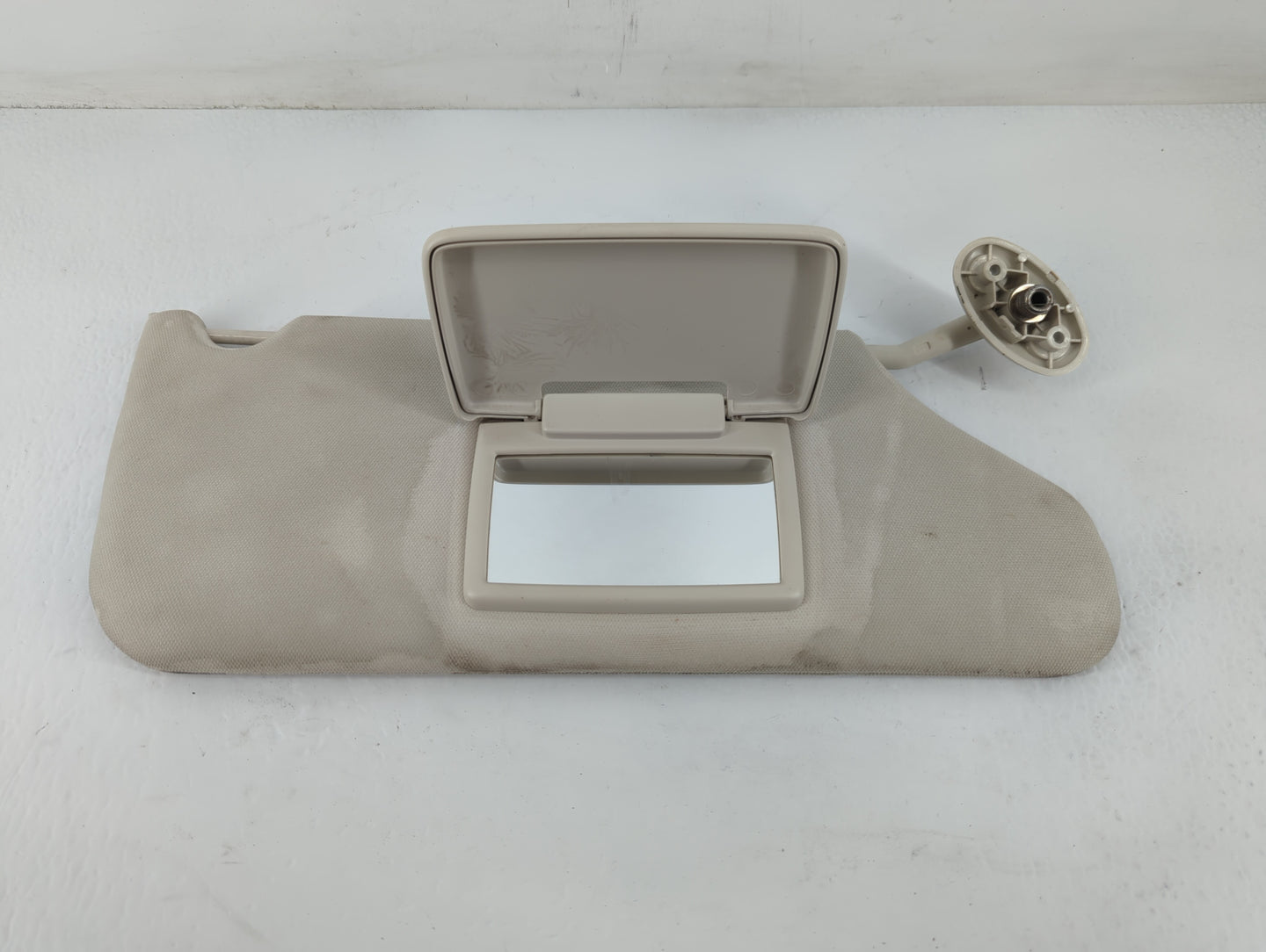 2008-2010 Dodge Avenger Sun Visor Shade Replacement Passenger Right Mirror Fits Fits 2008 2009 2010 OEM Used Auto Parts - Oe