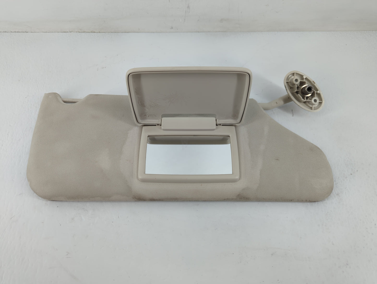 2008-2010 Dodge Avenger Sun Visor Shade Replacement Passenger Right Mirror Fits Fits 2008 2009 2010 OEM Used Auto Parts - Oe