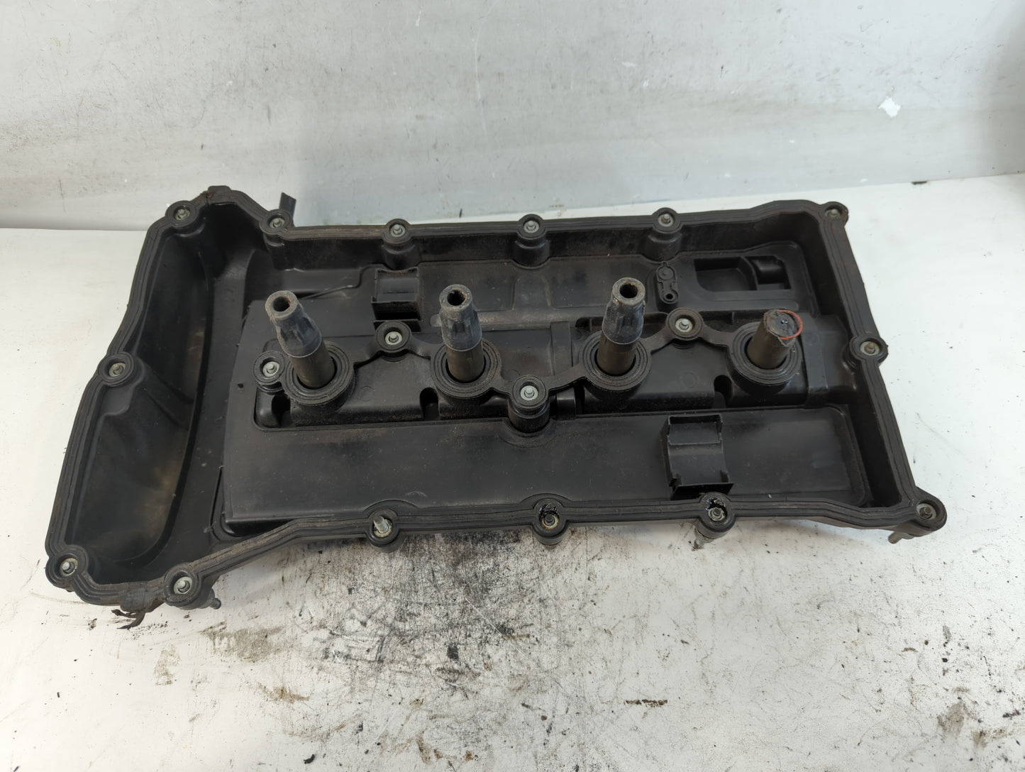 2008 Dodge Avenger Driver Left Cylinder Head Valve Cover P/N:3421B156B Fits OEM Used Auto Parts - Oemusedautoparts1.com