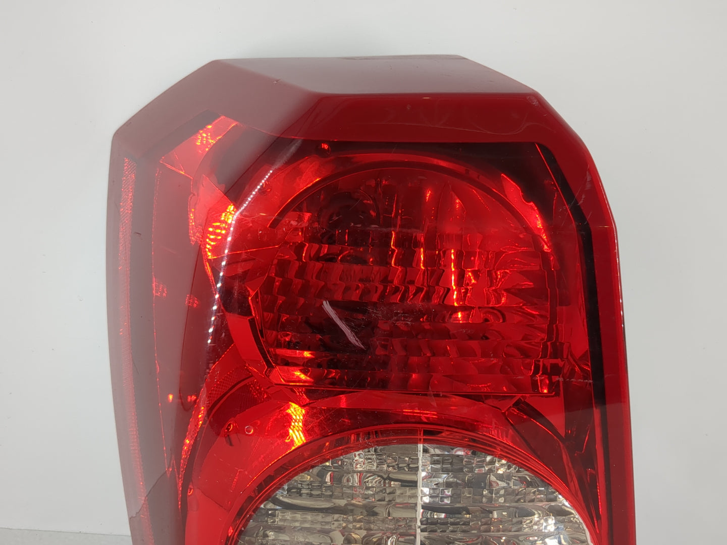 2008-2012 Dodge Caliber Tail Light Assembly Passenger Right OEM P/N:05303881 AH 05303753 A Fits Fits 2008 2009 2010 2011 201