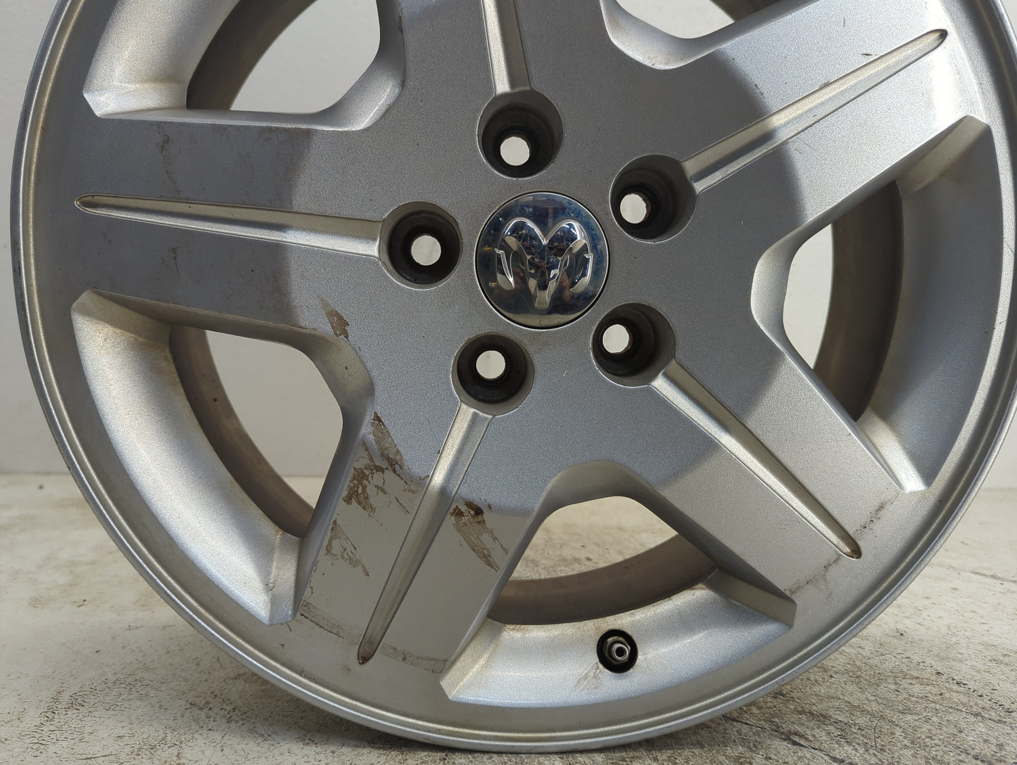 2007-2009 Dodge Caliber Oem Wheel Rim - Oemusedautoparts1.com