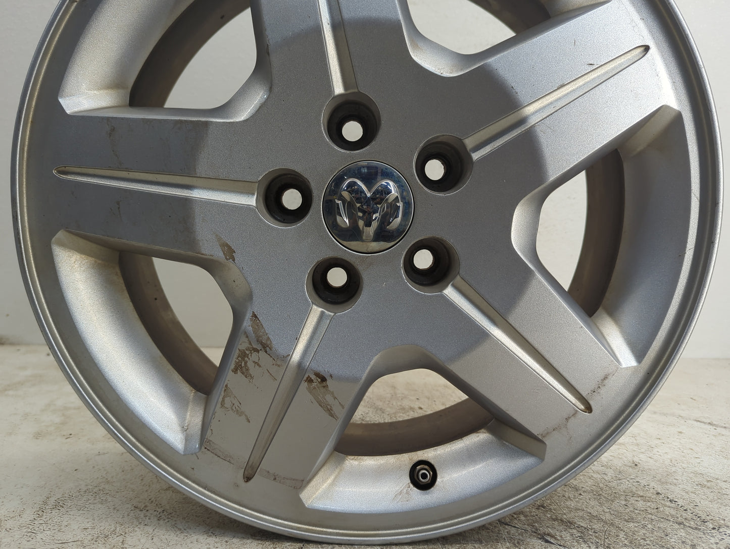 2007-2009 Dodge Caliber Oem Wheel Rim - Oemusedautoparts1.com