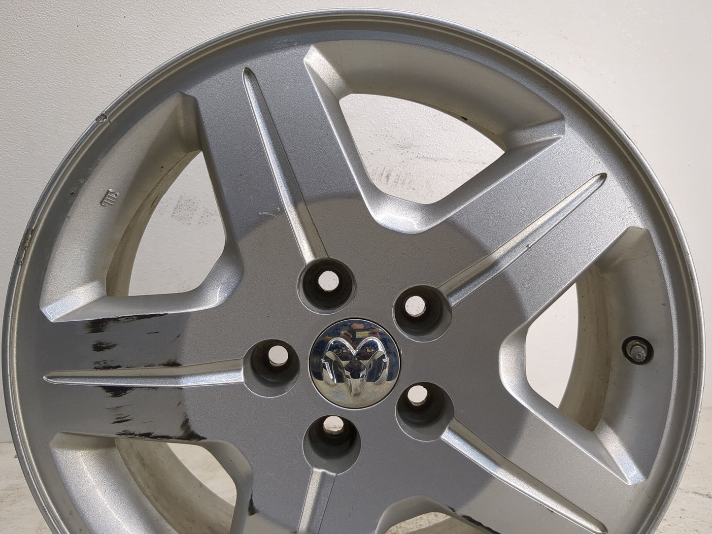 2007-2009 Dodge Caliber Oem Wheel Rim - Oemusedautoparts1.com