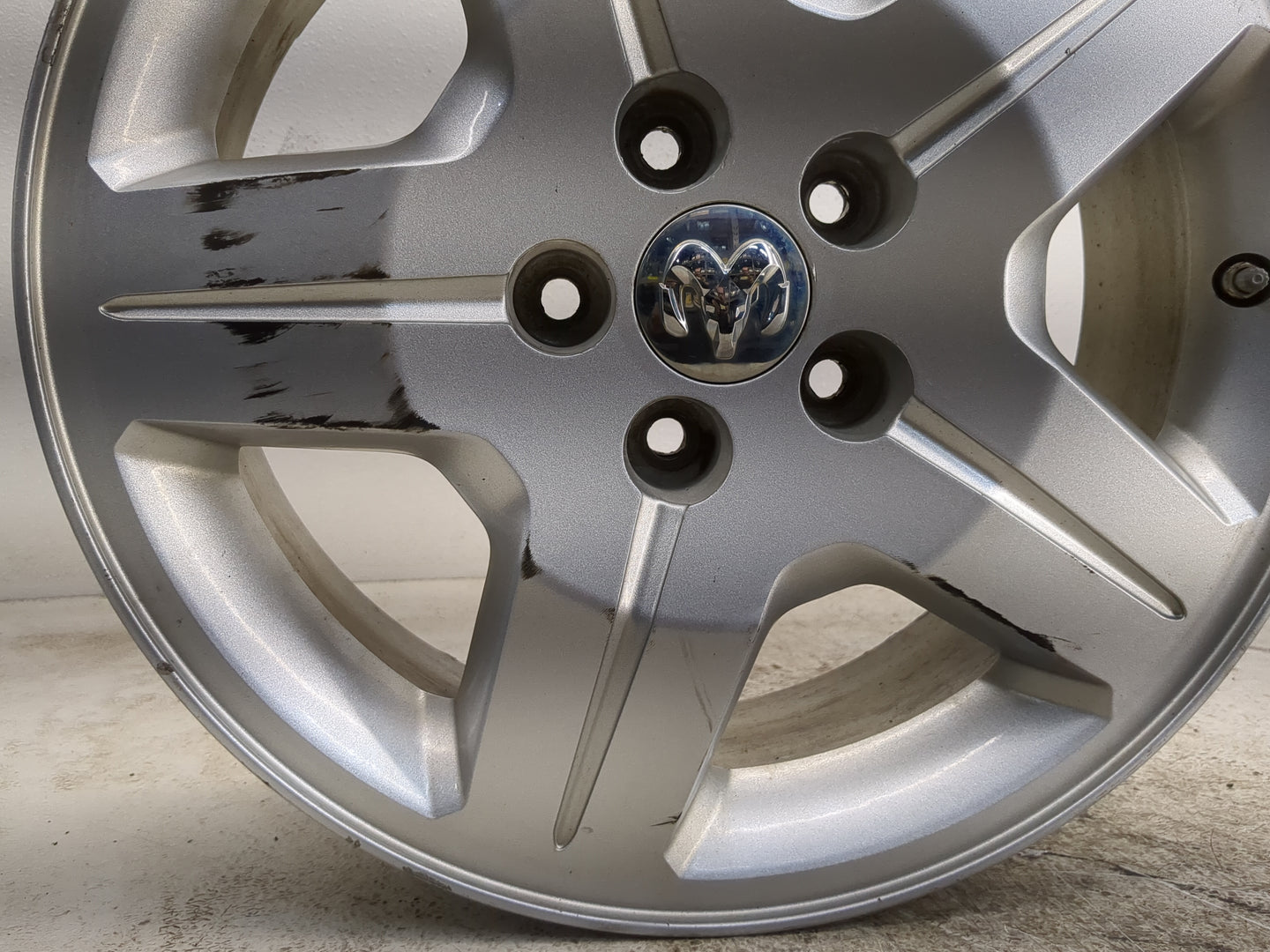 2007-2009 Dodge Caliber Oem Wheel Rim - Oemusedautoparts1.com