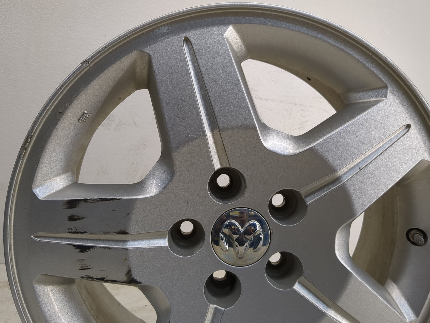 2007-2009 Dodge Caliber Oem Wheel Rim - Oemusedautoparts1.com