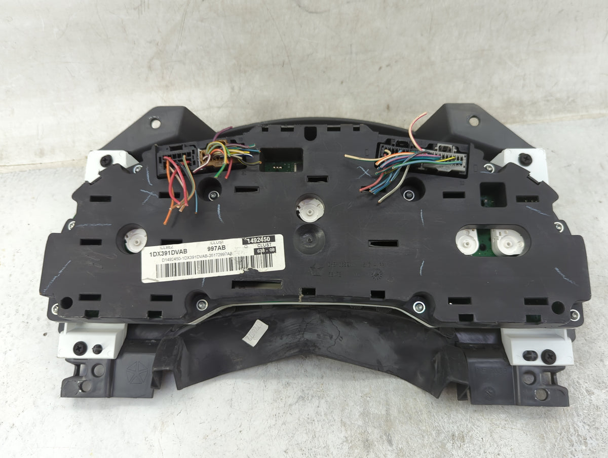 2007-2008 Dodge Caliber Instrument Cluster Speedometer Gauges P/N:P05172997AB Miles:105K Fits Fits 2007 2008 OEM Used Auto P