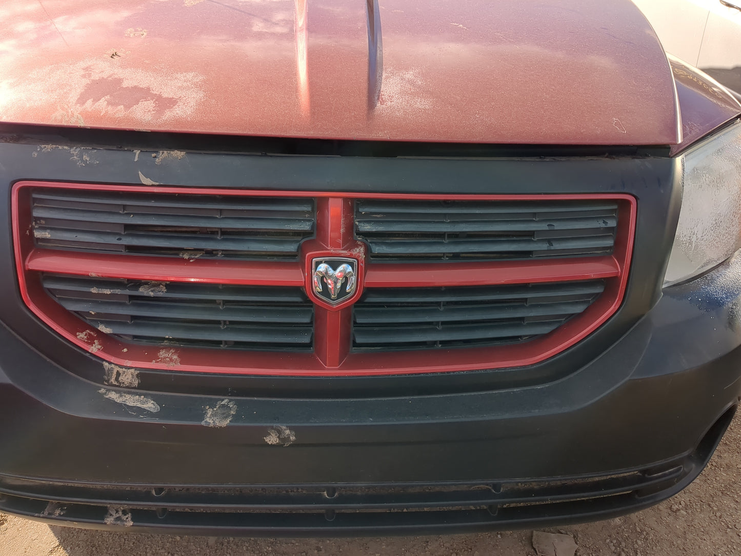 2007-2010 Dodge Caliber Front Grille Bumper Not Included - Oemusedautoparts1.com