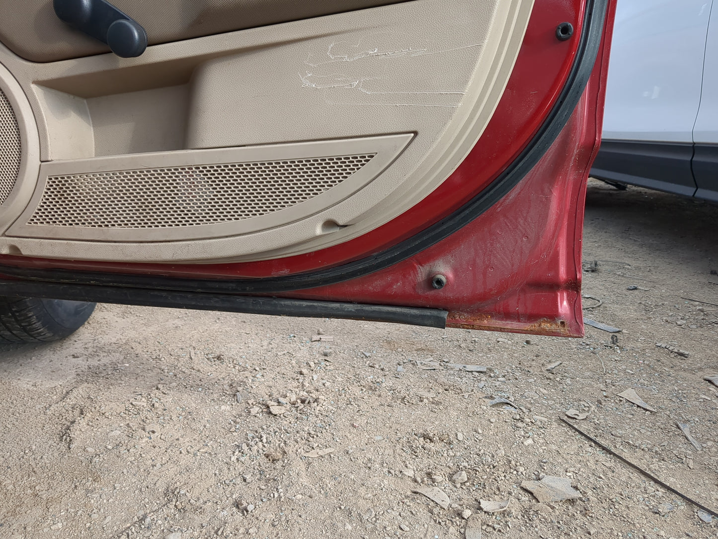 2007-2010 Dodge Caliber Passenger Front Door Oem 1214813 - Oemusedautoparts1.com