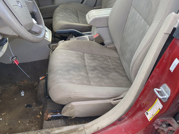2008-2008 Dodge Caliber Driver Front Seat Oem - Oemusedautoparts1.com