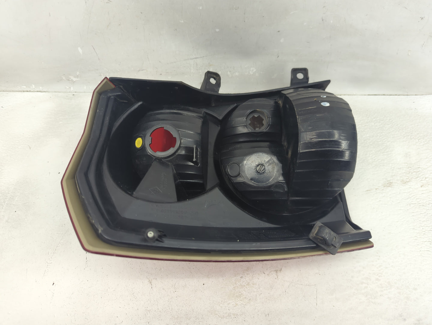 2008-2012 Dodge Caliber Tail Light Assembly Passenger Right OEM P/N:320264 B Fits Fits 2008 2009 2010 2011 2012 OEM Used Aut