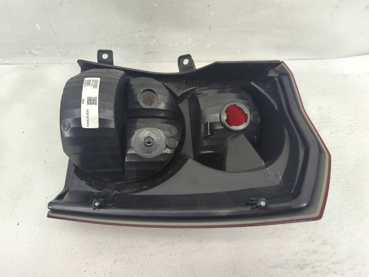 2008-2012 Dodge Caliber Tail Light Assembly Driver Left OEM P/N:CS251-B010L Fits Fits 2008 2009 2010 2011 2012 OEM Used Auto