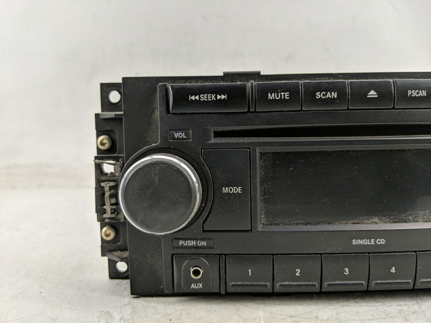 2007-2009 Dodge Caliber Radio AM FM Cd Player Receiver Replacement P/N:P05064171AM Fits Fits 2004 2005 2006 2007 2008 2009 2