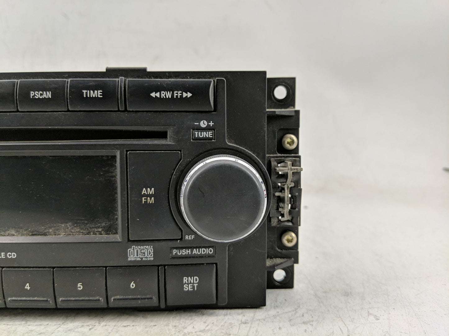 2007-2009 Dodge Caliber Radio AM FM Cd Player Receiver Replacement P/N:P05064171AM Fits Fits 2004 2005 2006 2007 2008 2009 2
