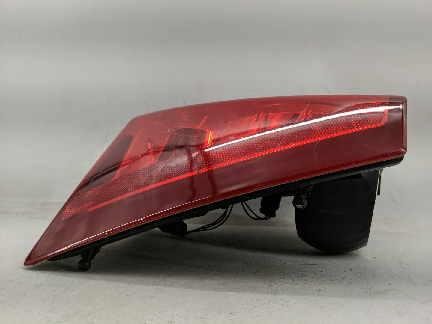 2008-2012 Dodge Caliber Tail Light Assembly Driver Left OEM P/N:05303881 05303753 Fits Fits 2008 2009 2010 2011 2012 OEM Use