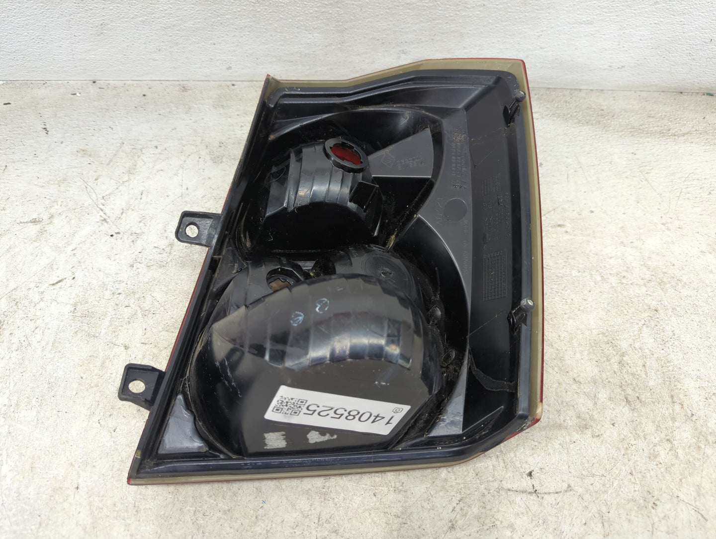 2008-2012 Dodge Caliber Tail Light Assembly Passenger Right OEM Fits Fits 2008 2009 2010 2011 2012 OEM Used Auto Parts - Oem