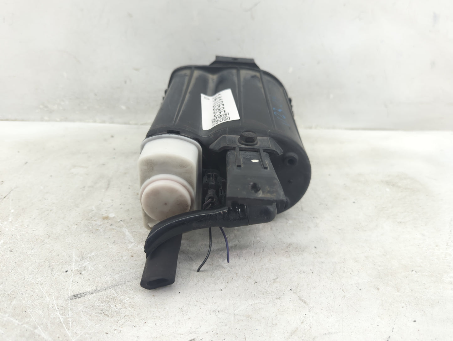 2008 Dodge Caliber Fuel Vapor Charcoal Canister - Oemusedautoparts1.com