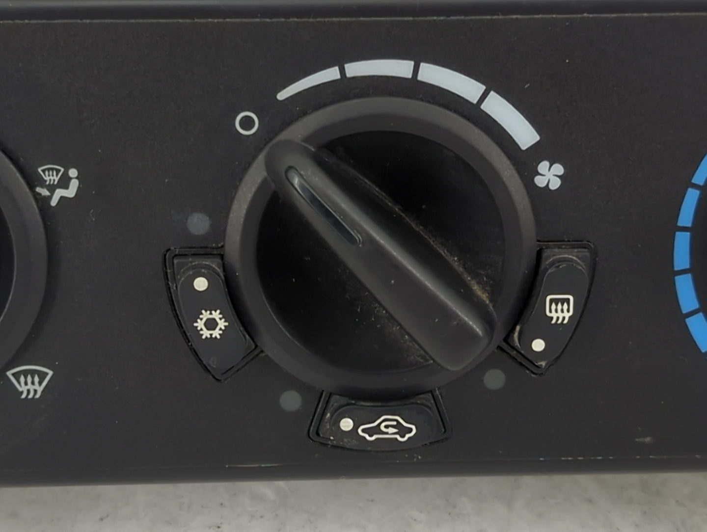 2007-2009 Dodge Caliber Climate Control Module Temperature AC/Heater Replacement Fits Fits 2007 2008 2009 OEM Used Auto Part