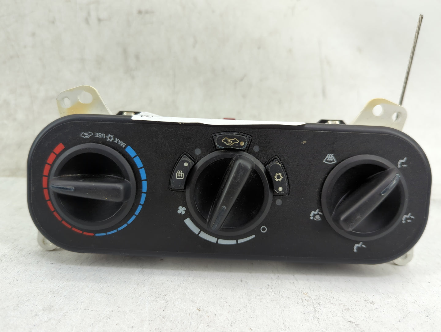 2007-2009 Dodge Caliber Climate Control Module Temperature AC/Heater Replacement P/N:P55111874AC Fits Fits 2007 2008 2009 OE