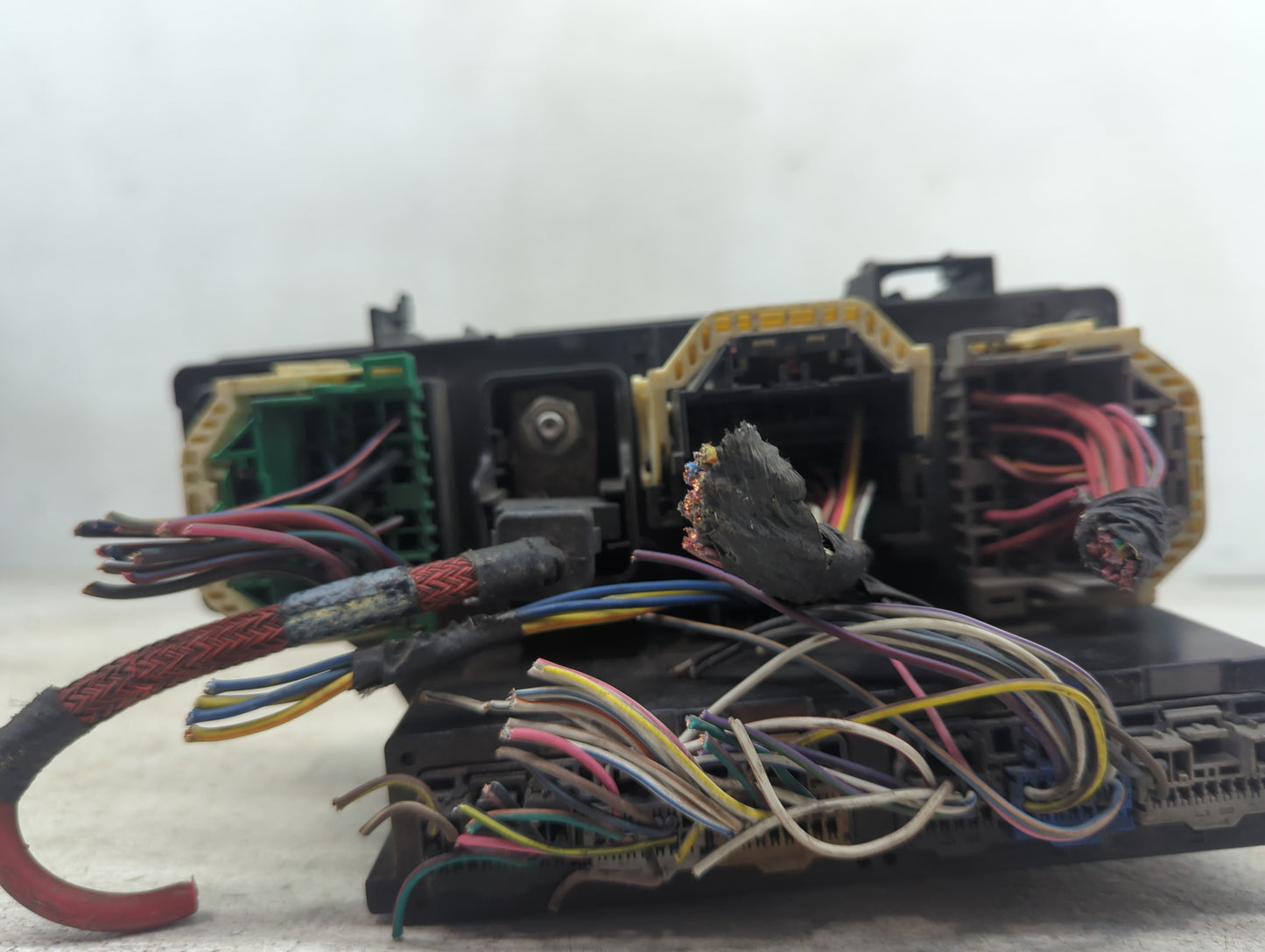 2008-2009 Dodge Caliber Fusebox Fuse Box Relay Module Tipm - Oemusedautoparts1.com