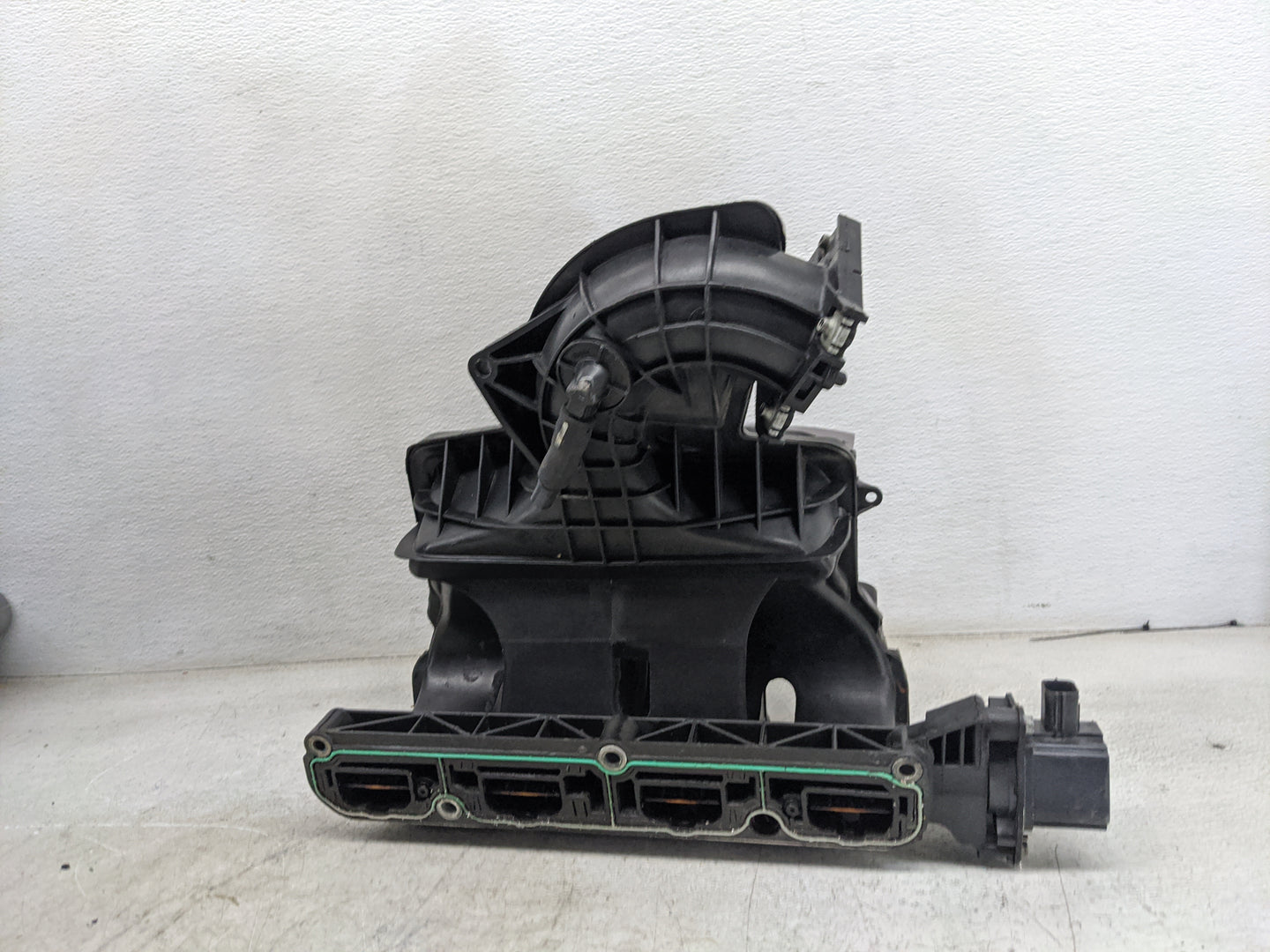 2008 Dodge Caliber Air Intake Manifold Fits OEM Used Auto Parts - Oemusedautoparts1.com