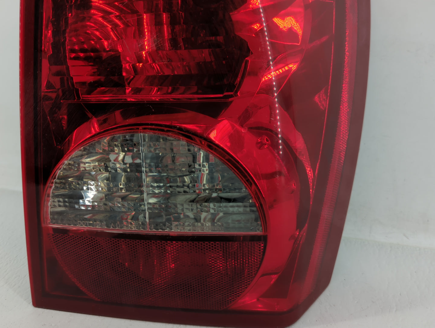 2008-2012 Dodge Caliber Tail Light Assembly Passenger Right OEM P/N:05303880AH 05160360AA Fits Fits 2008 2009 2010 2011 2012