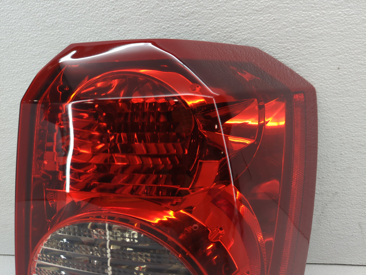 2008-2012 Dodge Caliber Tail Light Assembly Passenger Right OEM P/N:05303752AH 05303880AH Fits Fits 2008 2009 2010 2011 2012