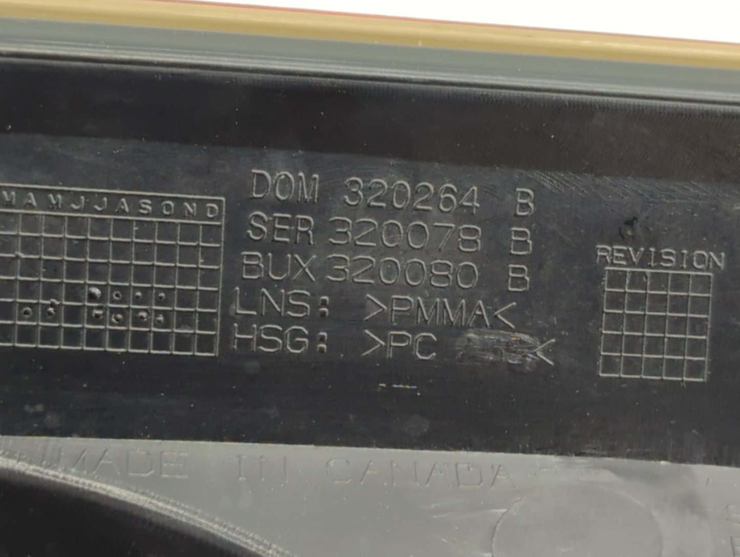 2008-2012 Dodge Caliber Tail Light Assembly Passenger Right OEM P/N:05303752AH 05303880AH Fits Fits 2008 2009 2010 2011 2012