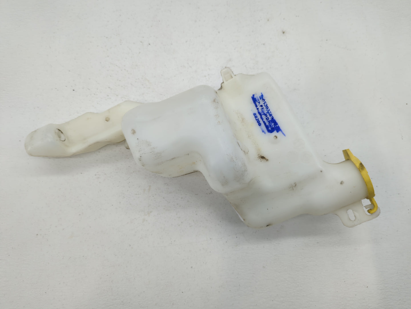 2007-2012 Dodge Caliber Windshield Washer Fluid Reservoir Bottle Oem - Oemusedautoparts1.com