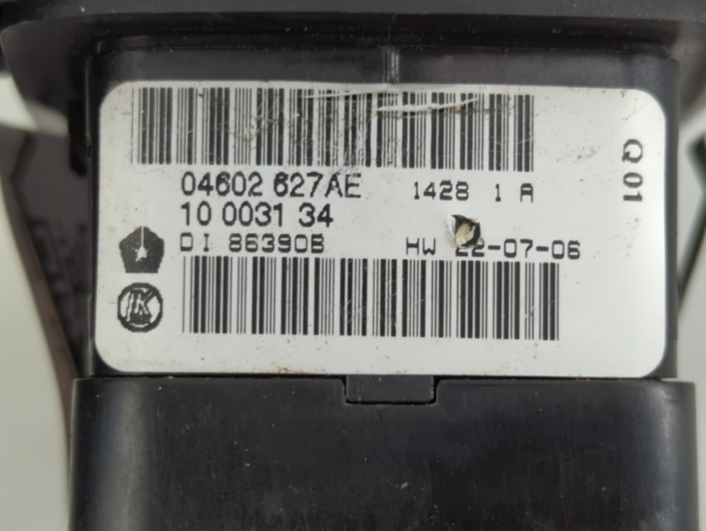 2008 Dodge Caravan Master Power Window Switch Replacement Driver Side Left P/N:04602 627AE Fits Fits 2009 2010 OEM Used Auto