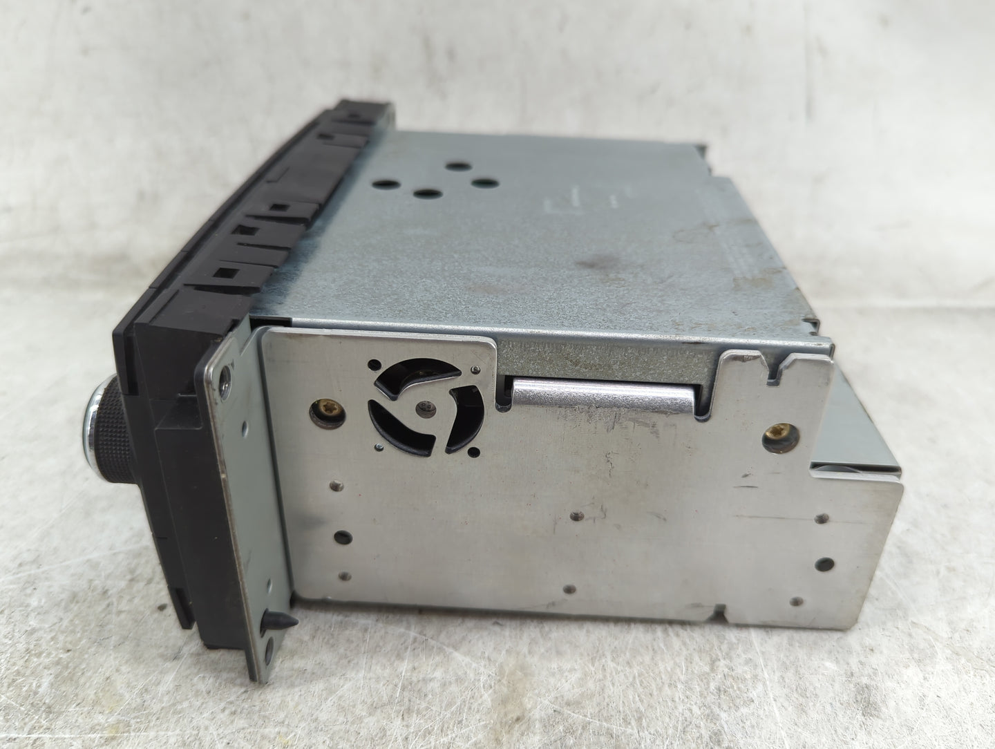 2008 Dodge Caravan Radio AM FM Cd Player Receiver Replacement P/N:P05064411AF A2C53258759 Fits OEM Used Auto Parts - Oemused