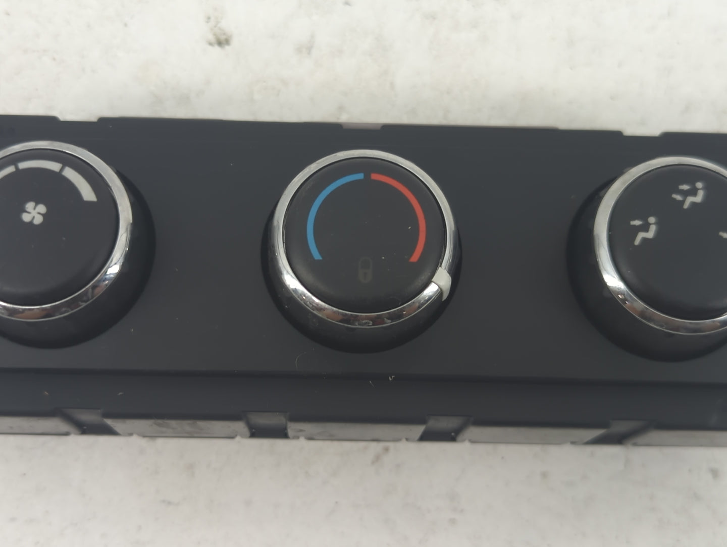 2008 Dodge Caravan Climate Control Module Temperature AC/Heater Replacement P/N:55111810AD Fits Fits 2009 2010 2011 OEM Used
