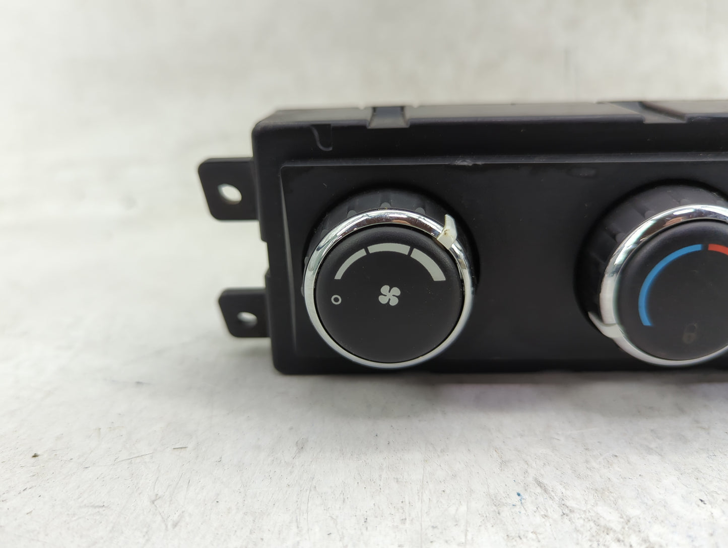 2008 Dodge Caravan Climate Control Module Temperature AC/Heater Replacement P/N:55111810AD Fits Fits 2009 2010 2011 OEM Used