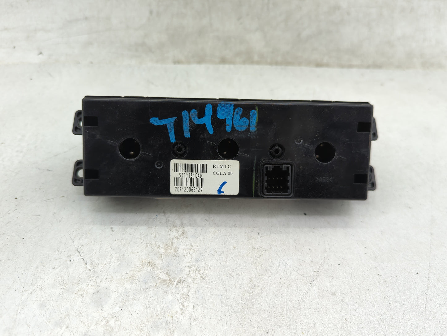 2008 Dodge Caravan Climate Control Module Temperature AC/Heater Replacement P/N:55111810AD Fits Fits 2009 2010 2011 OEM Used