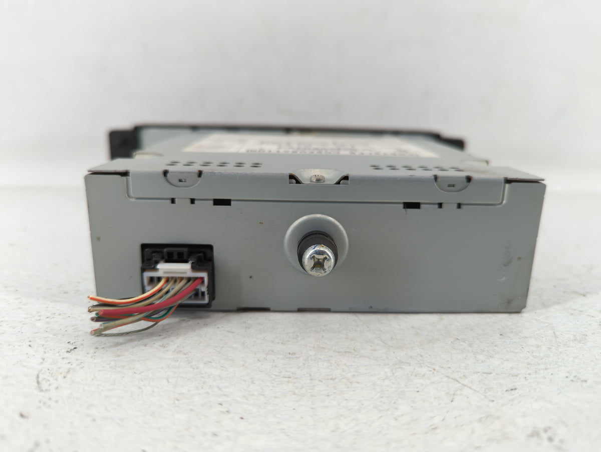 2008 Dodge Caravan Am Fm Cd Player Radio Receiver 517133 - Oemusedautoparts1.com