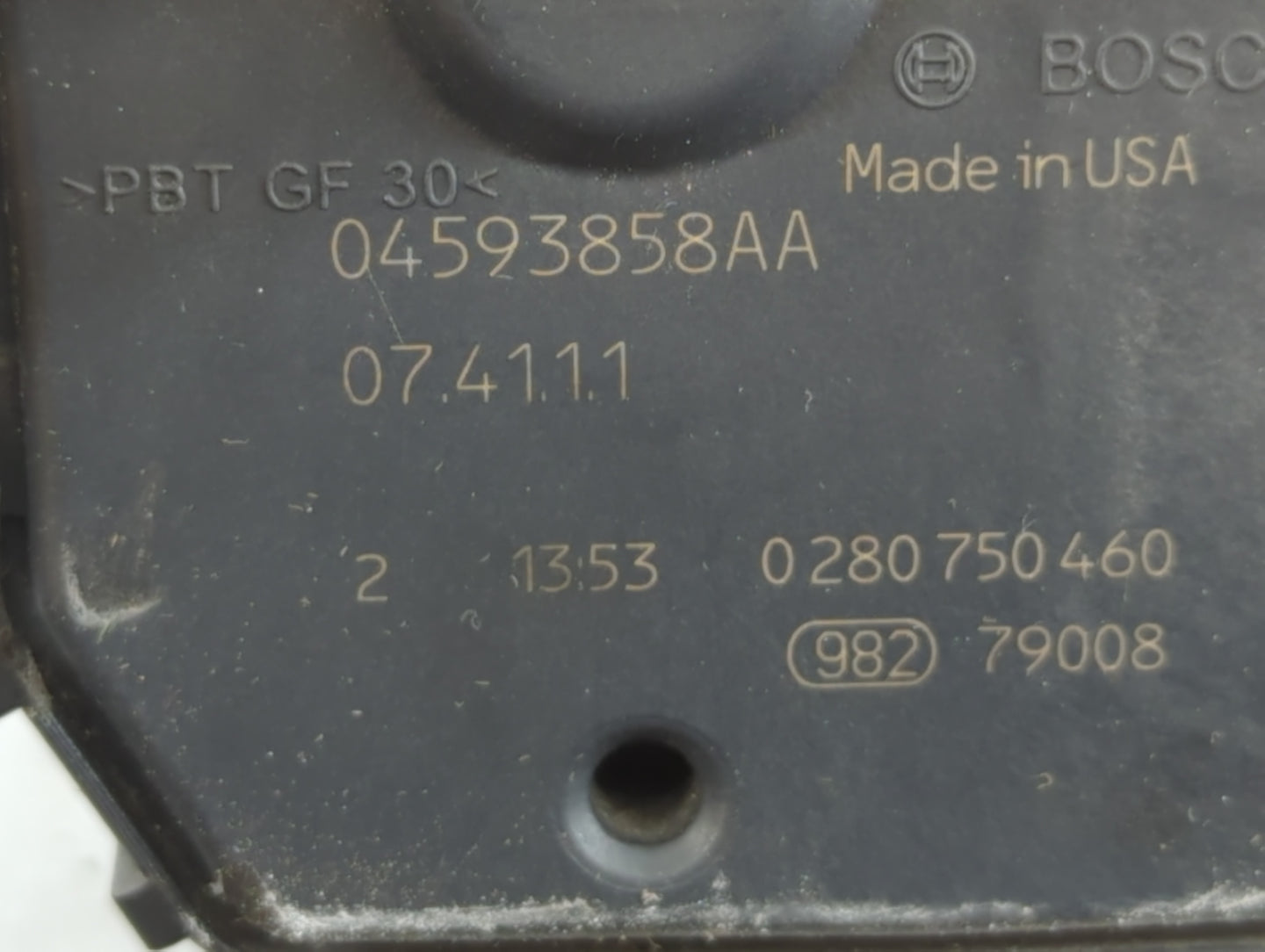 2008 Dodge Caravan Throttle Body P/N:0 280 750 460 04593858AA Fits Fits 2009 2010 2011 OEM Used Auto Parts - Oemusedautopart