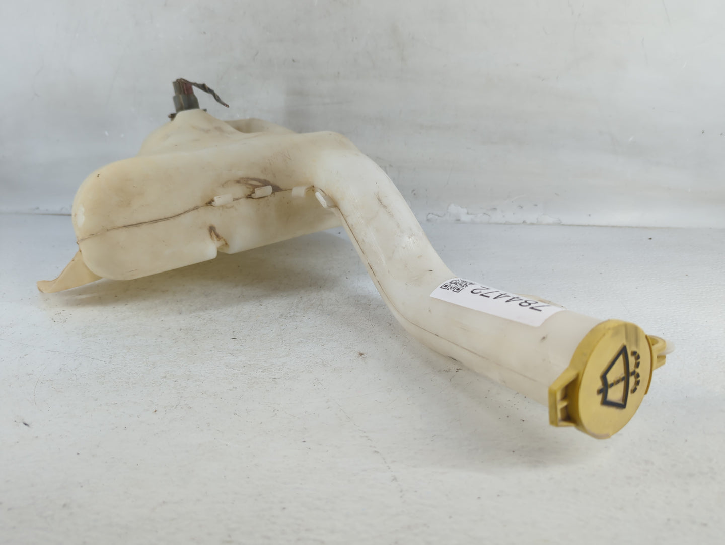 Dodge Caravan Windshield Washer Fluid Reservoir Bottle Oem - Oemusedautoparts1.com