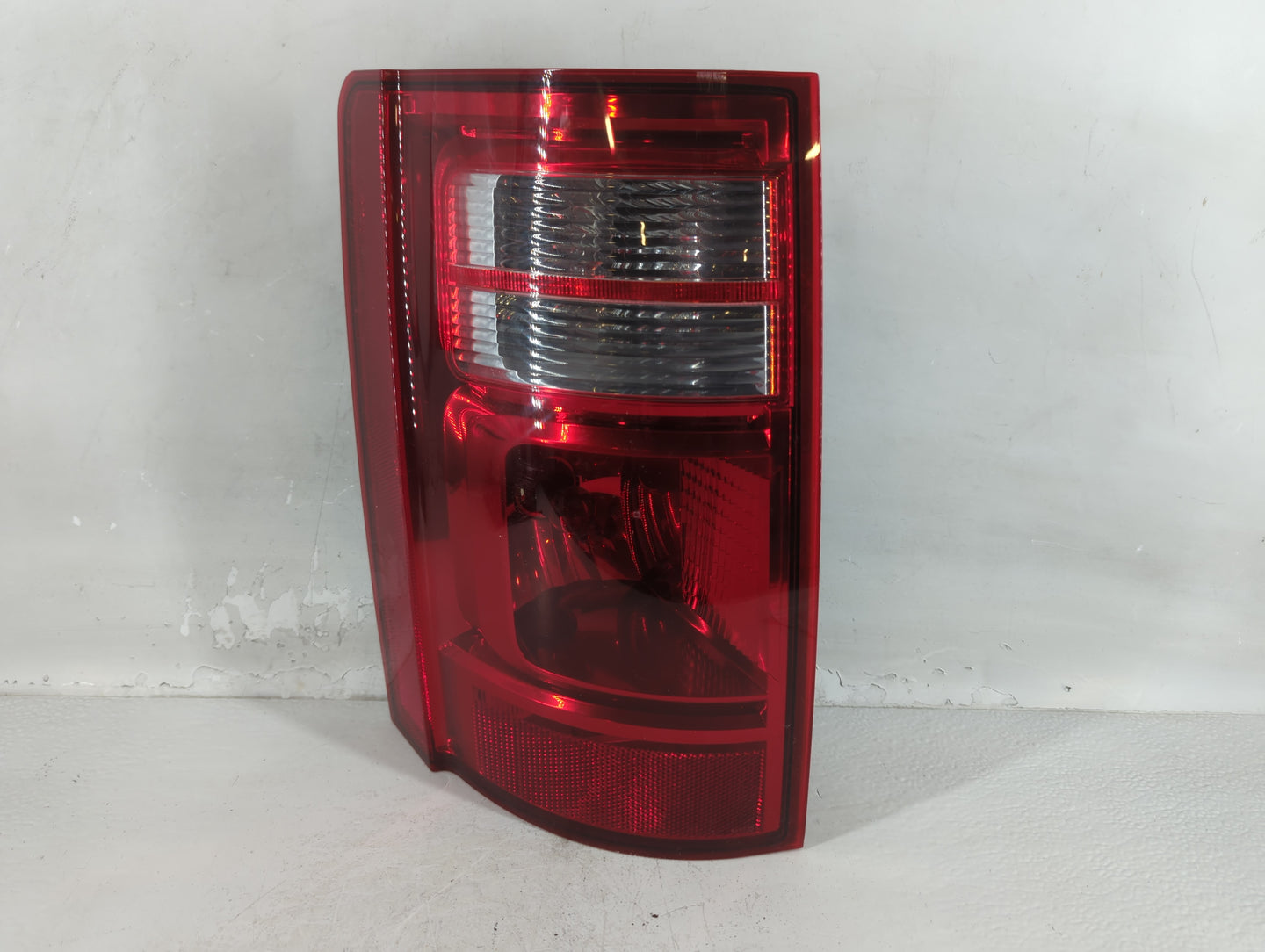2008 Dodge Caravan Tail Light Assembly Driver Left OEM P/N:05113205AB Fits Fits 2009 2010 OEM Used Auto Parts - Oemusedautop