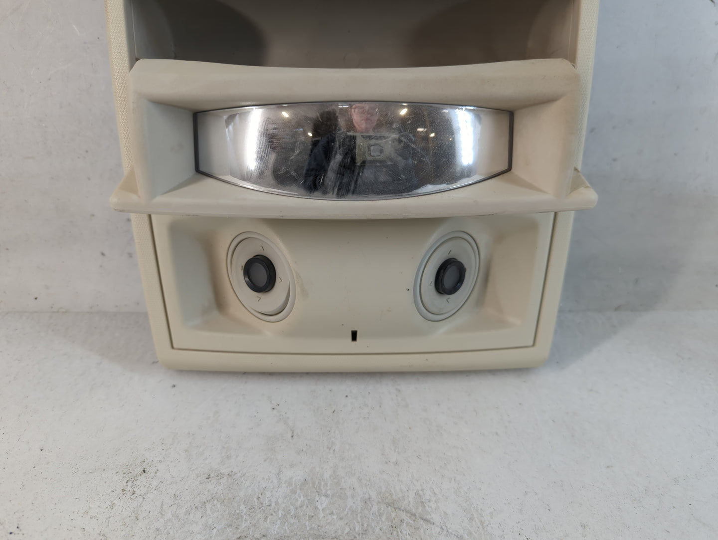 2008 Dodge Caravan Overhead Roof Console - Oemusedautoparts1.com