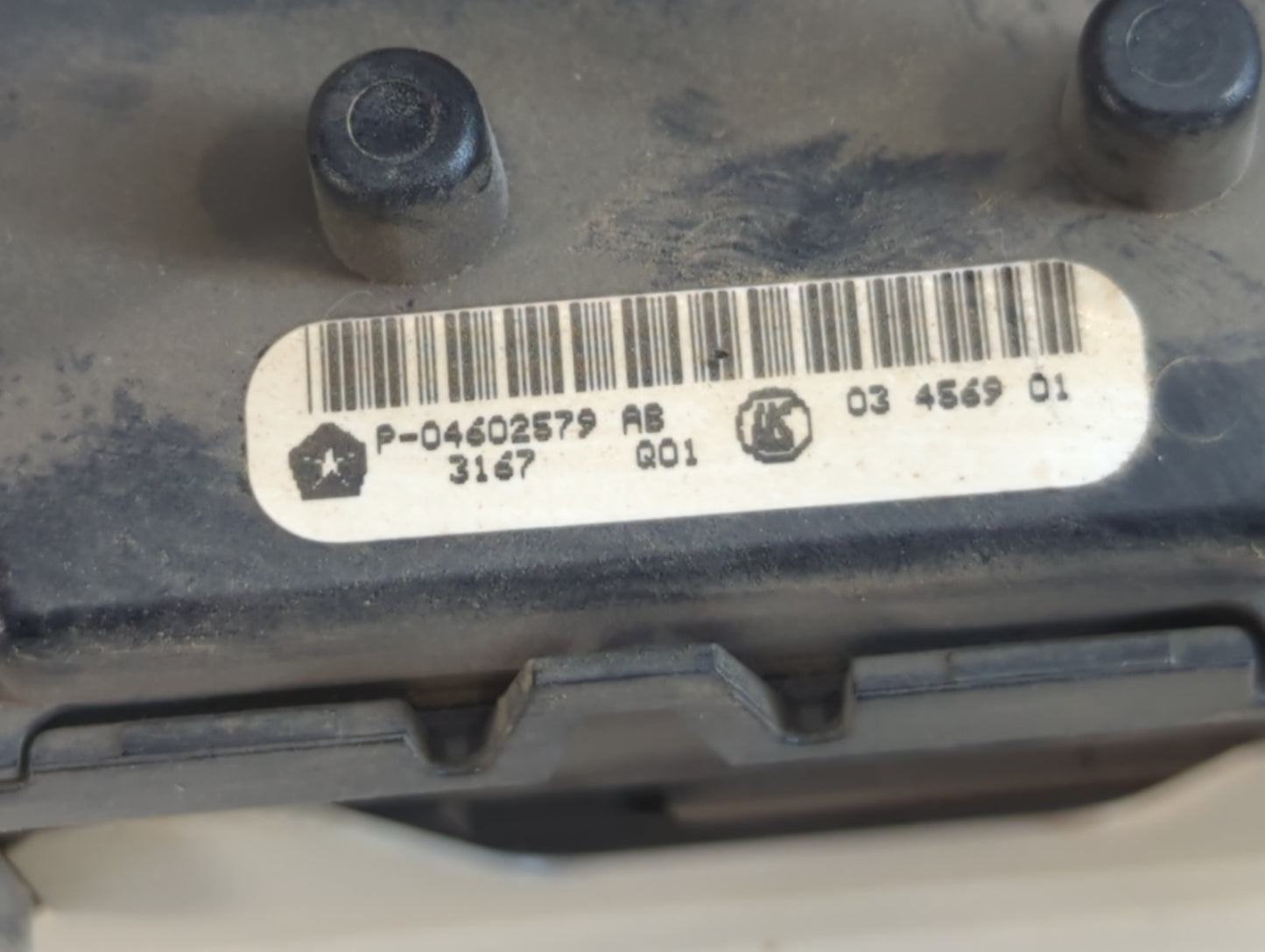 2008 Dodge Caravan Overhead Roof Console - Oemusedautoparts1.com