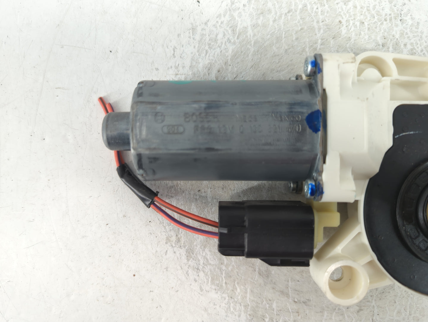 Dodge Caravan Passenger Front Right Power Window Motor - Oemusedautoparts1.com