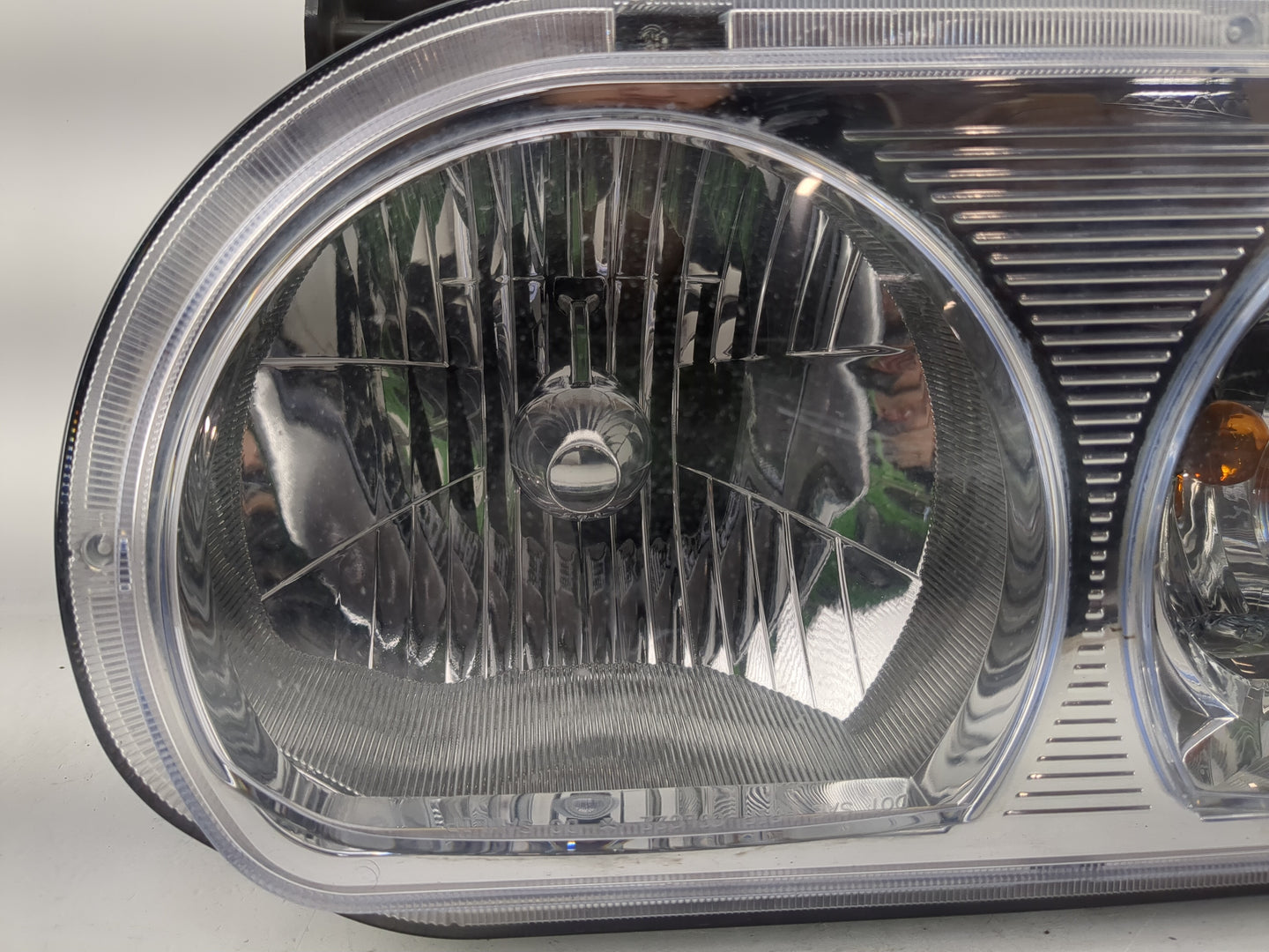 2008-2014 Dodge Challenger Driver Left Oem Head Light Headlight Lamp - Oemusedautoparts1.com