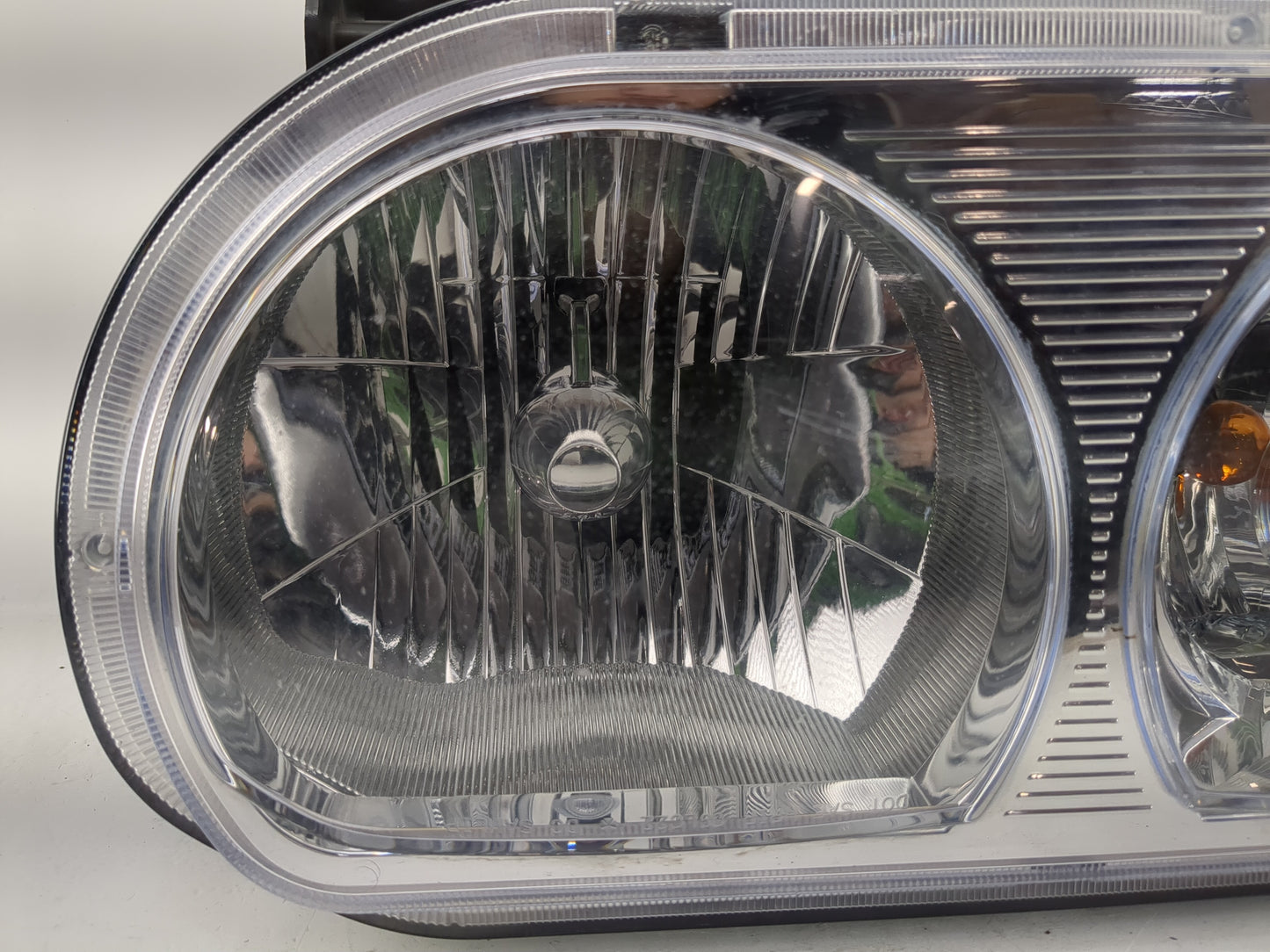 2008-2014 Dodge Challenger Driver Left Oem Head Light Headlight Lamp - Oemusedautoparts1.com