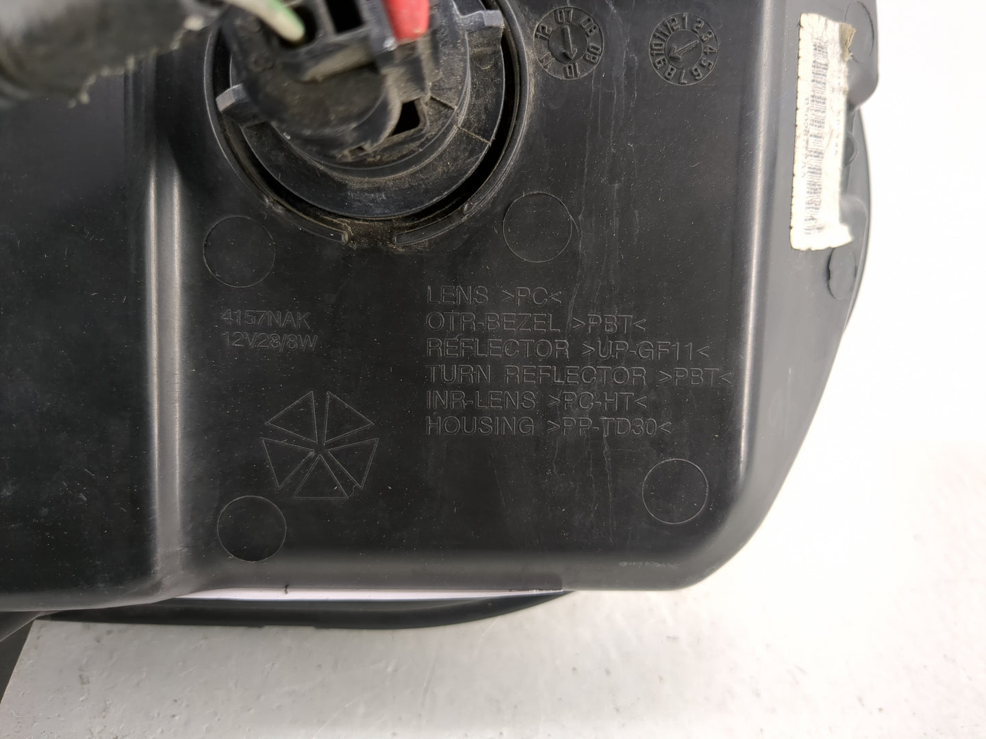 2008-2014 Dodge Challenger Driver Left Oem Head Light Headlight Lamp - Oemusedautoparts1.com