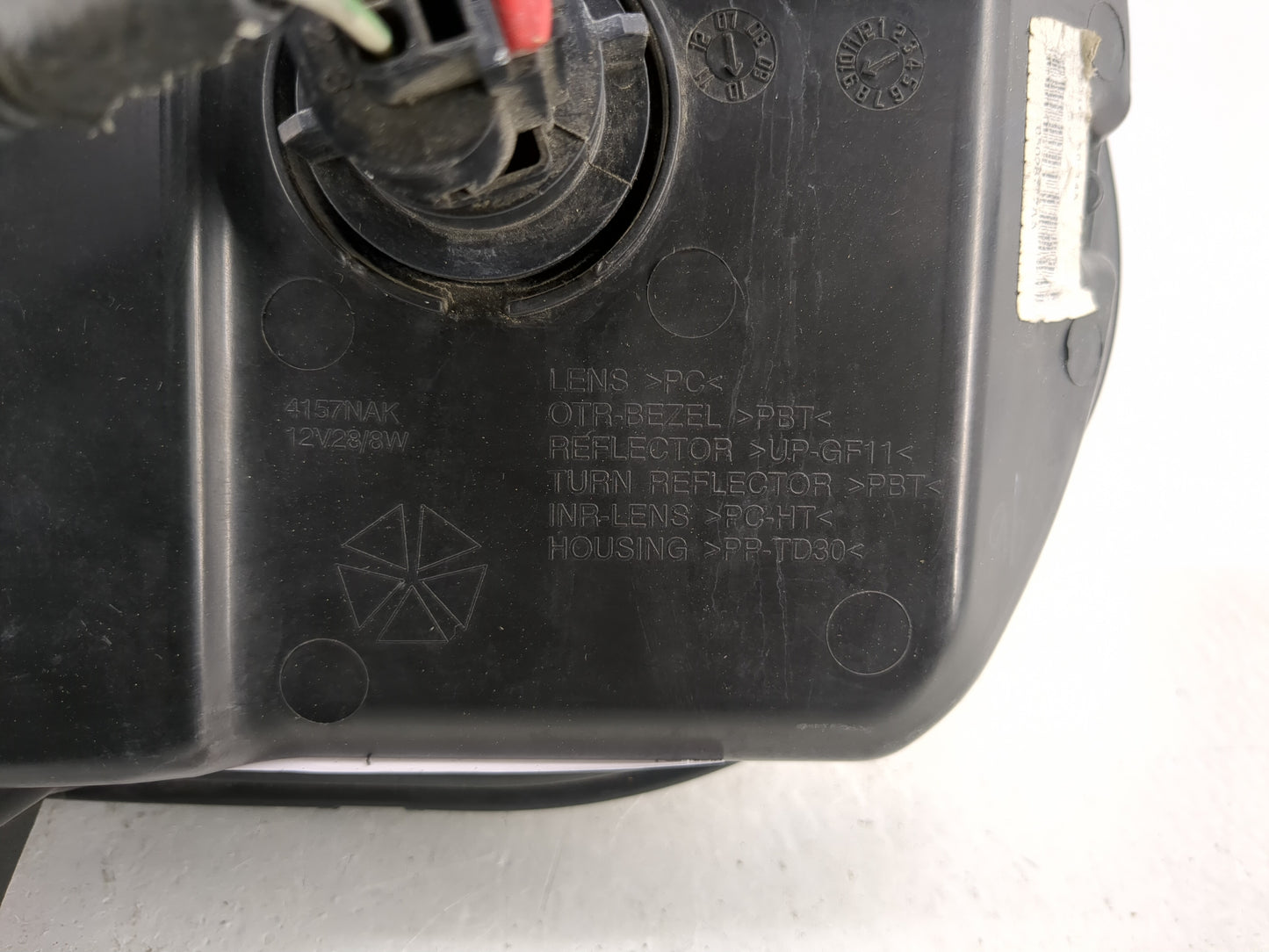 2008-2014 Dodge Challenger Driver Left Oem Head Light Headlight Lamp - Oemusedautoparts1.com
