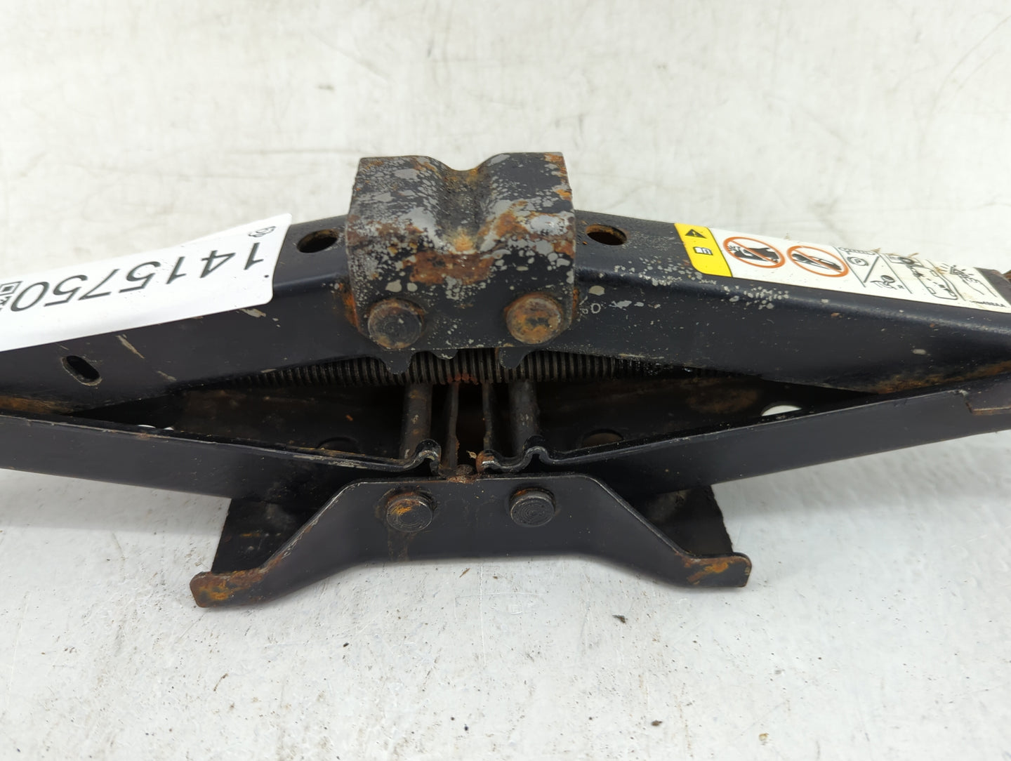 2008 Dodge Challenger Spare Scissor Car Jack - Oemusedautoparts1.com